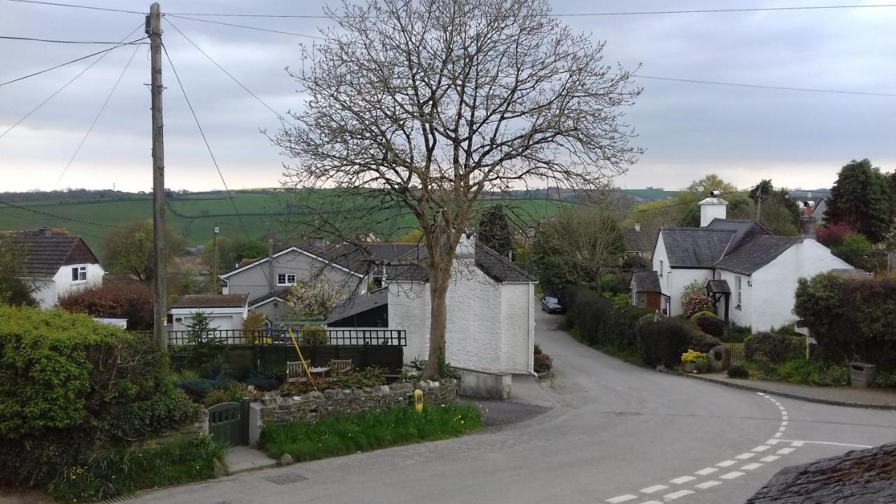 The Weary Friar Inn Pillaton Eksteriør billede