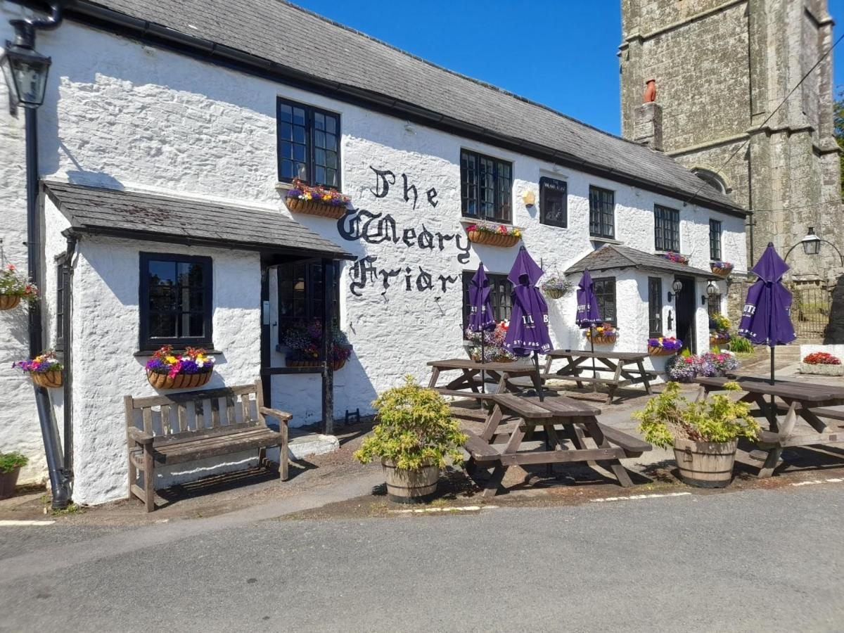 The Weary Friar Inn Pillaton Eksteriør billede